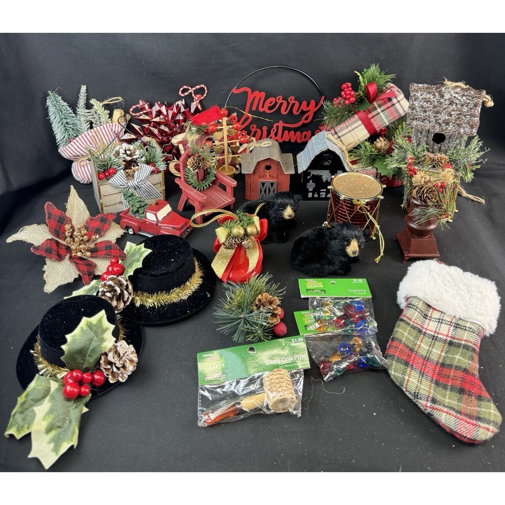 Assortment Of Christmas Items Rustic & Traditional Decorations Craft Projects